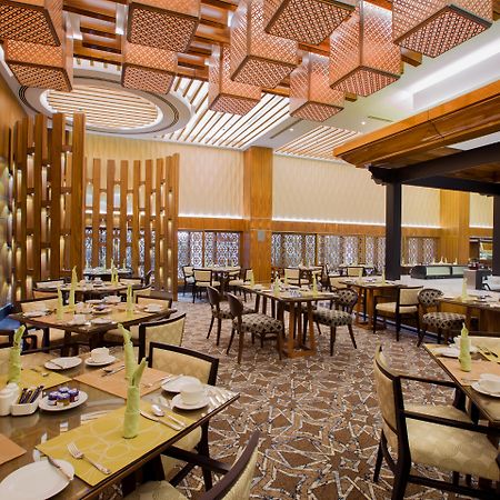 艾拉格兰德酒店 艾因 外观 照片 The restaurant