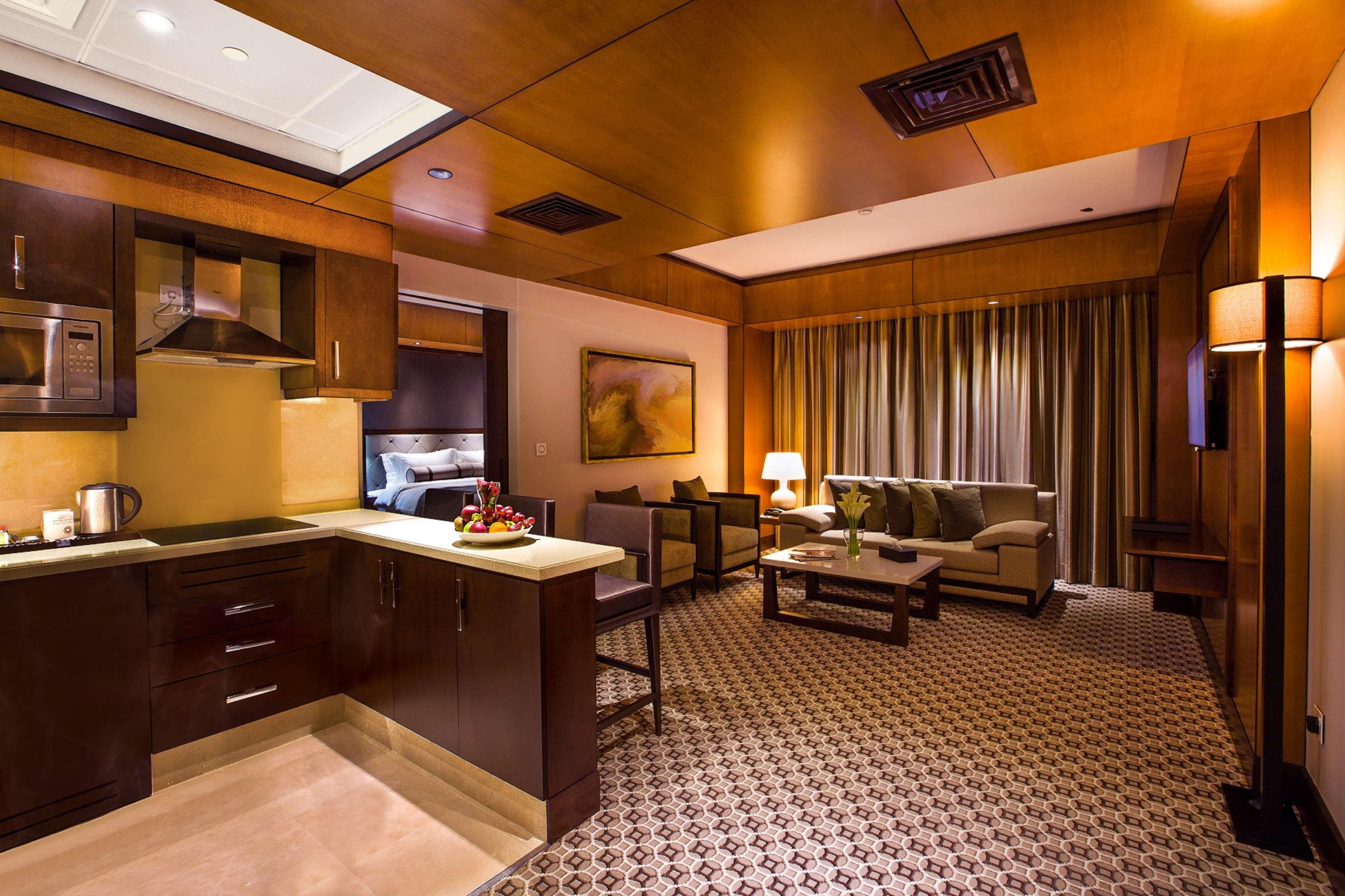 艾拉格兰德酒店 艾因 外观 照片 A suite at the hotel