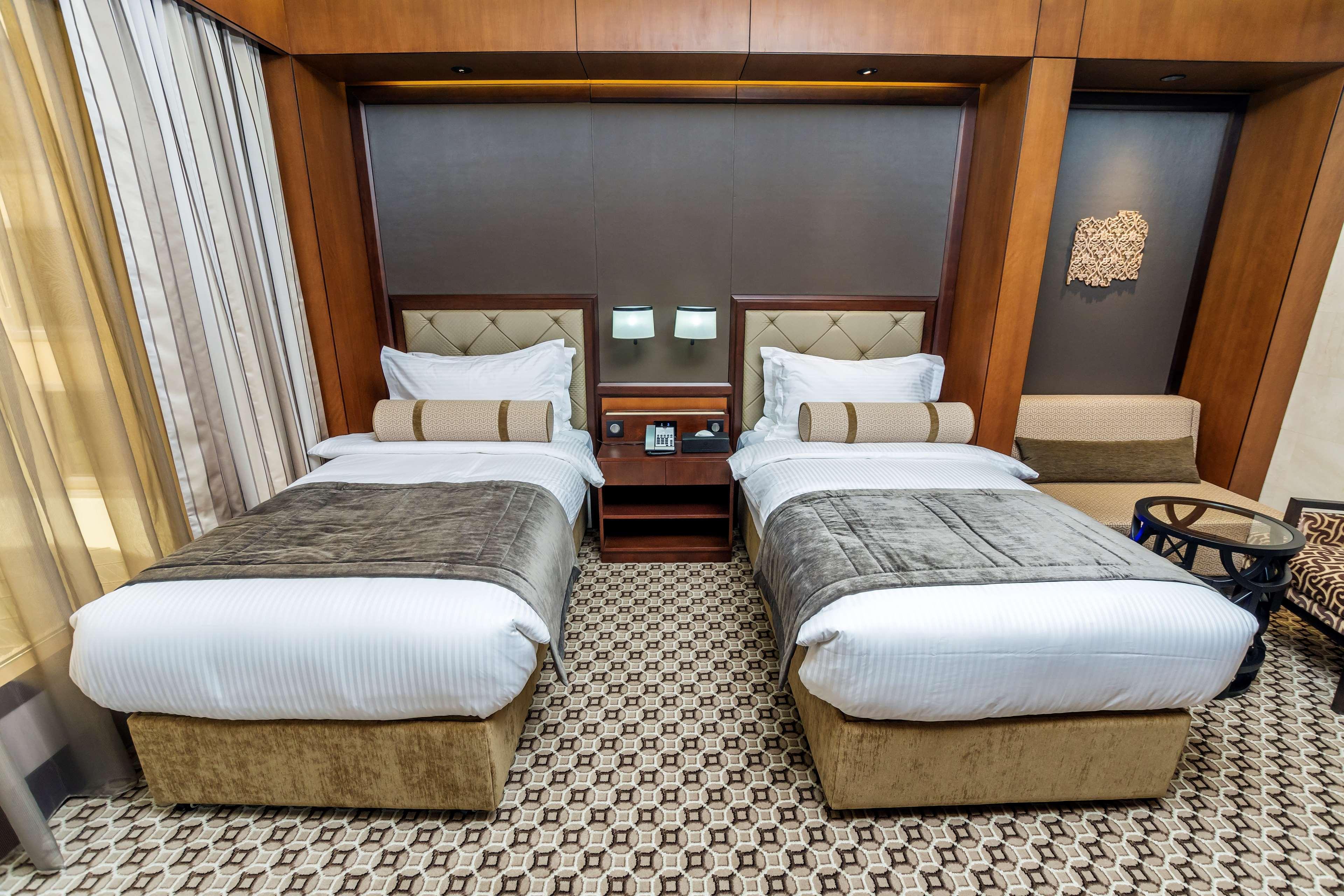 艾拉格兰德酒店 艾因 外观 照片 Deluxe Twin Room